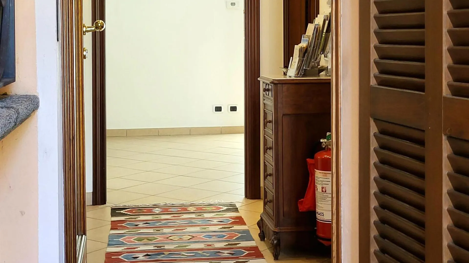 Casa Intignano - Appartamento Con Terrazzo Vista Lago Tremezzo 0*,