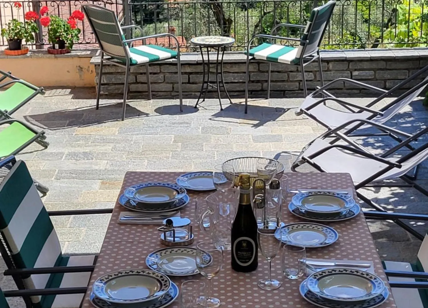 Casa Intignano - Appartamento Con Terrazzo Vista Lago تريميتْسّو شقة